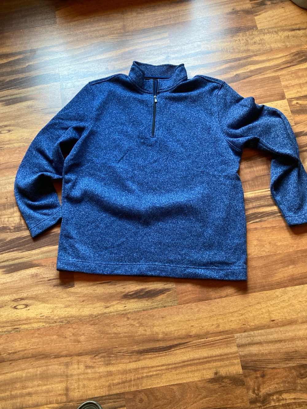 Van Heusen Size XL blue classic fit long sleeve partial zip pullover top